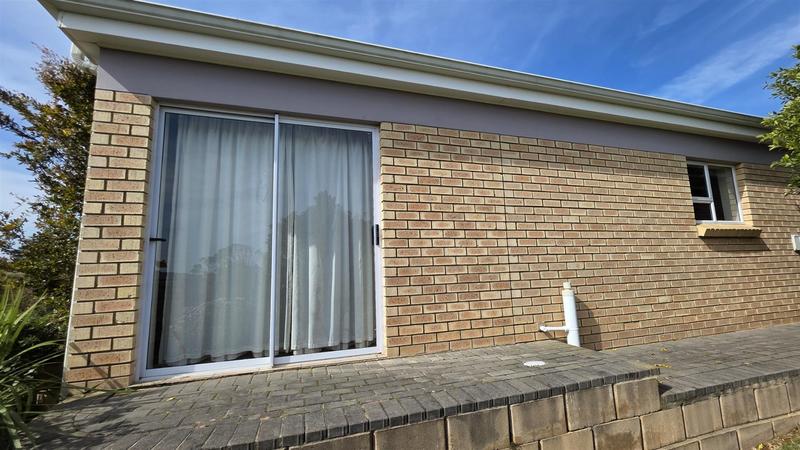 2 Bedroom Property for Sale in Reebok Western Cape